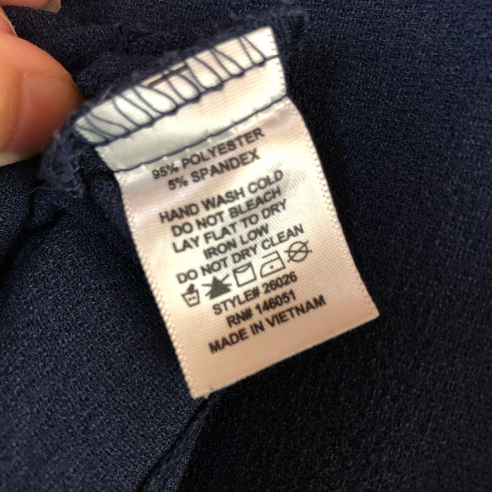 Monteau Francesca’s Navy blue scalloped tank top M - Picture 5 of 5